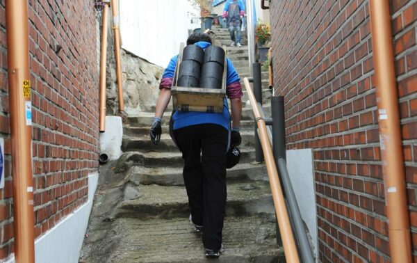 쿠팡 쿠팡풀필먼트서비스 연탄 나눔 봉사활동