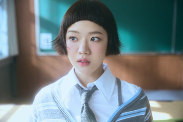 쿠팡플레이, '로맨스의 절댓값' 글램샷 공개