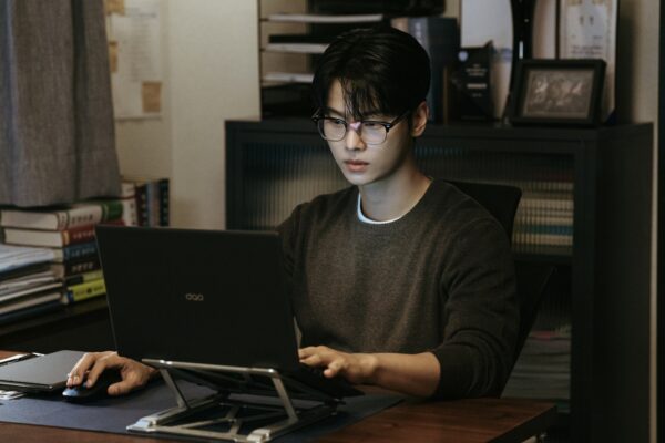 쿠팡플레이 '로맨스의 절댓값' 7,8화 스틸